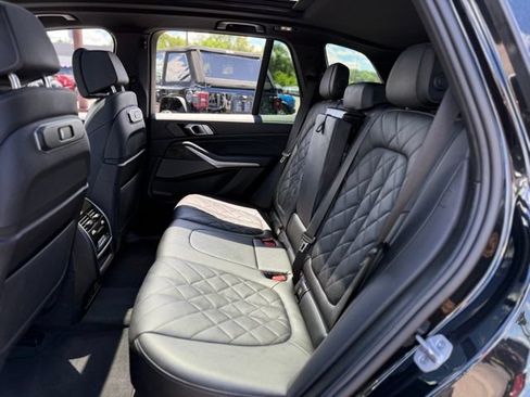 Used 2024 BMW X5 xDrive40i w/ Premium Package AWD/4WD image 18