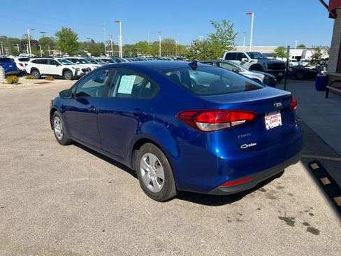 Used 2017 Kia Forte LX FWD image 5