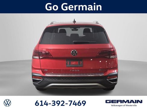 Used 2022 Volkswagen Taos SE w/ Driver Assistance Package AWD/4WD image 9