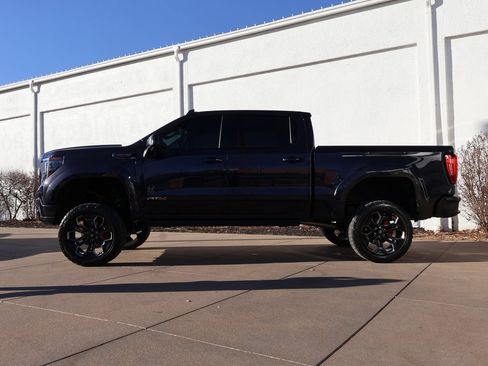 Used 2023 GMC Sierra 1500 AT4 w/ AT4 Premium Package image 5