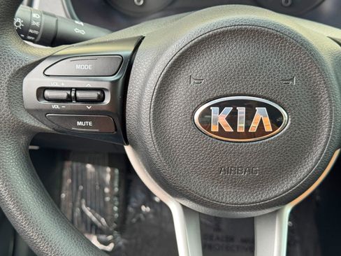 Used 2018 Kia Rio LX FWD image 19