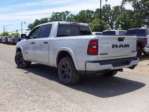 New 2026 RAM 1500 Big Horn w/ Night Edition AWD/4WD image 9