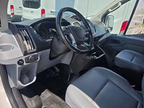 Used 2017 Ford Transit 150 130 Low Roof RWD image 17