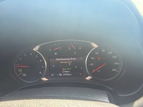Used 2022 GMC Terrain SLT AWD/4WD image 13