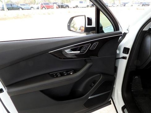 Used 2023 Audi Q7 3.0T Premium Plus w/ Premium Plus Package image 51