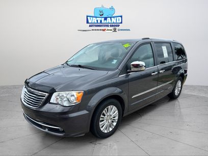 Certified 2016 Chrysler Town & Country Limited