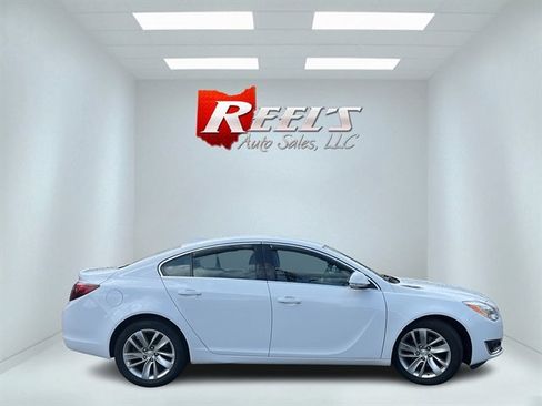 Used 2016 Buick Regal FWD image 6