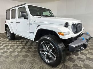 Used 2024 Jeep Wrangler Unlimited w/ Convenience Group AWD/4WD video 2