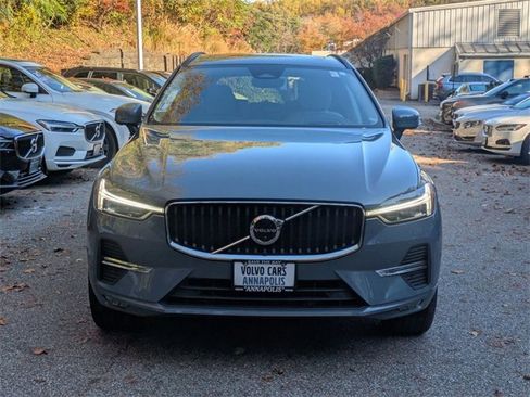 Certified 2022 Volvo XC60 B5 Momentum w/ Advanced Package image 2