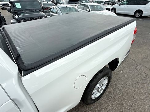 Used 2016 Toyota Tundra 2WD Double Cab image 30