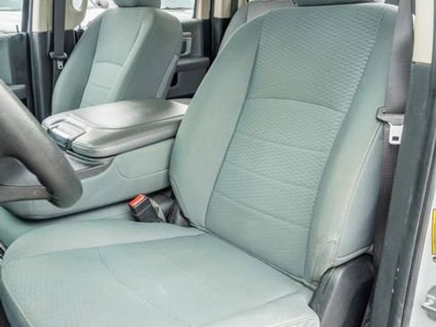 Used 2018 RAM 2500 SLT image 19