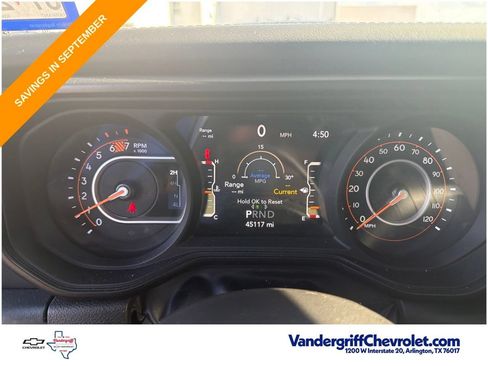 Used 2024 Jeep Wrangler Unlimited Sahara w/ Technology Group AWD/4WD image 17