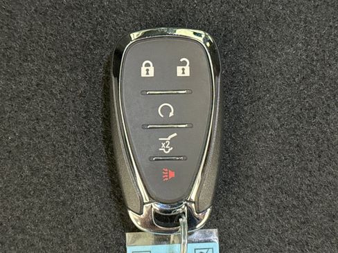 Used 2024 Chevrolet Equinox Premier image 24