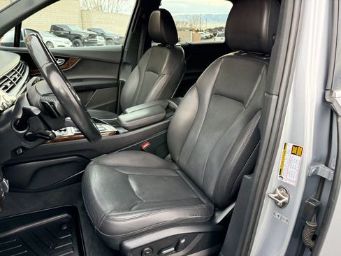 Used 2017 Audi Q7 3.0T Premium Plus w/ Premium Plus Package image 21