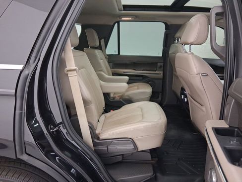 Used 2021 Ford Expedition Limited image 30