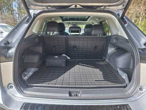 New 2026 Volkswagen Tiguan SE image 26