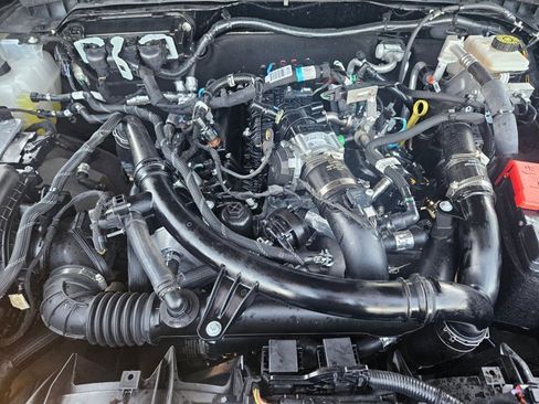 Used 2024 Ford Bronco Badlands image 21