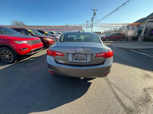 Used 2013 Acura ILX w/ Technology Package image 5