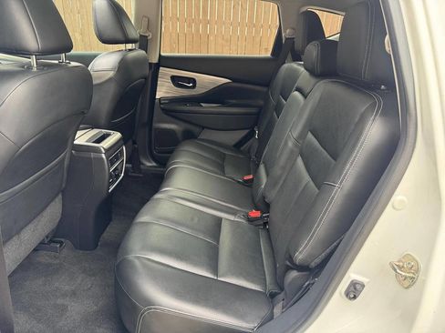 Used 2016 Nissan Murano Platinum w/ Platinum Technology Package FWD image 16