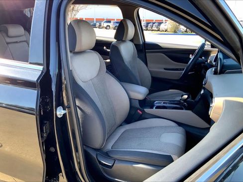 Used 2019 Hyundai Santa Fe SEL image 8