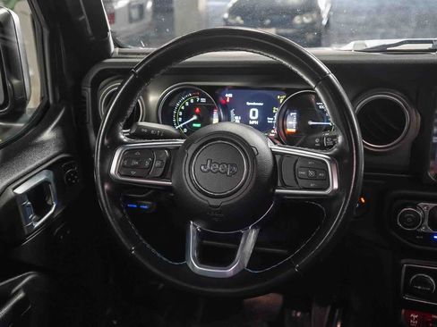 Used 2021 Jeep Wrangler Unlimited Rubicon 4xe AWD/4WD image 12