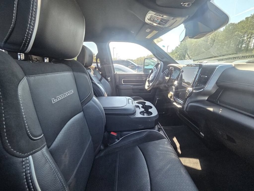 Used 2026 RAM 2500 Laramie AWD/4WD image 7