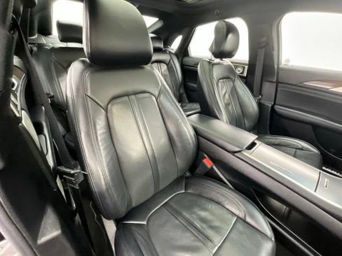 Used 2019 Lincoln MKZ Reserve w/ Luxury Package FWD image 14