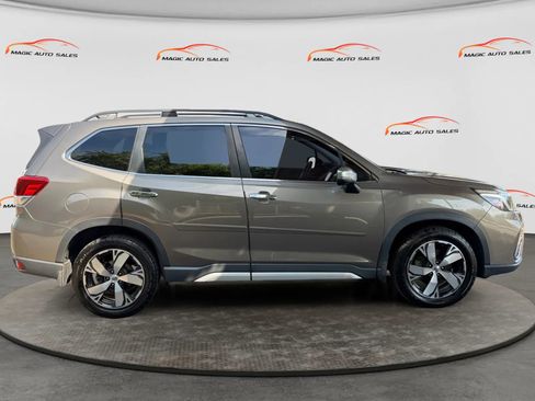Used 2019 Subaru Forester Touring AWD/4WD image 6