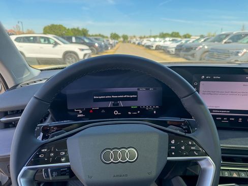 New 2026 Audi Q3 quattro 2.0T image 16