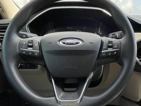 Used 2020 Ford Escape SE image 20