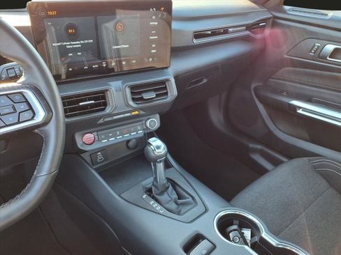 Used 2024 Ford Mustang Coupe image 7