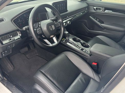 Used 2024 Honda Civic Touring image 11