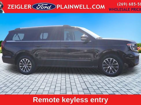 Used 2025 Ford Expedition Max Platinum image 6