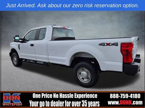 Used 2020 Ford F250 XL w/ Power Equipment Group image 4