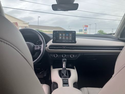 Used 2024 Honda HR-V EX-L image 35