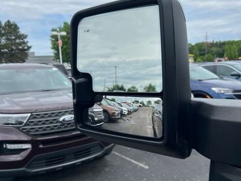 Used 2024 GMC Sierra 3500 Denali Ultimate AWD/4WD image 27