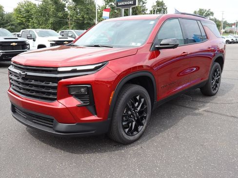 New 2026 Chevrolet Traverse LT w/ Midnight/Sport Edition AWD/4WD image 26