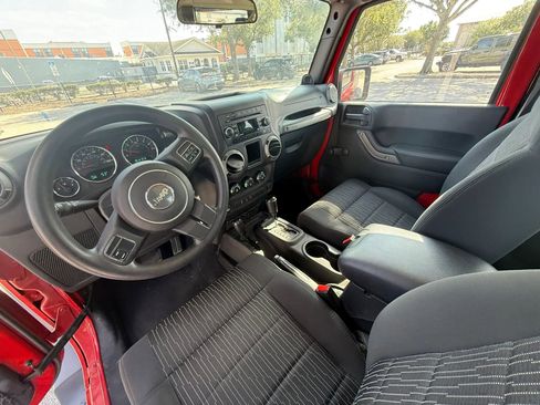Used 2011 Jeep Wrangler Sport AWD/4WD image 12