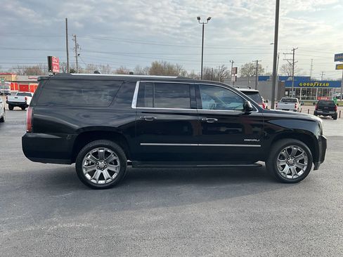 Used 2016 GMC Yukon XL Denali w/ Open Road Package image 6