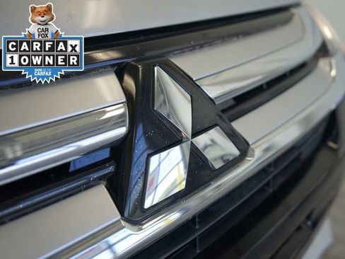 Used 2018 Mitsubishi Outlander ES FWD image 17