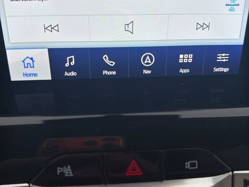 Used 2022 Ford Explorer Platinum w/ Equipment Group 601A image 9