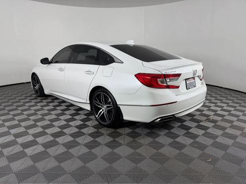 Used 2021 Honda Accord Touring image 5