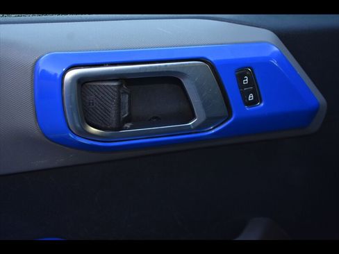 Used 2021 Ford Bronco Black Diamond image 21