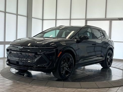 Certified 2024 Chevrolet Equinox EV RS image 4