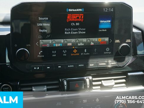 Used 2023 Nissan Pathfinder SL AWD/4WD image 43