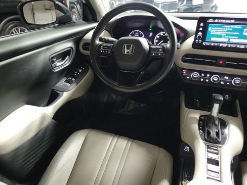 Used 2023 Honda HR-V EX-L image 13