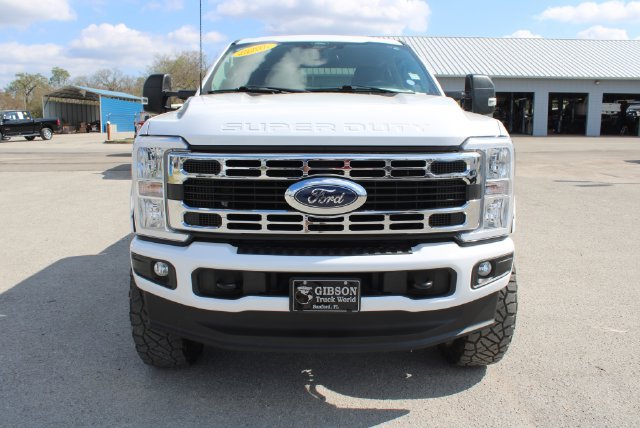 Used 2024 Ford F250 XLT w/ FX4 Off-Road Package AWD/4WD image 2