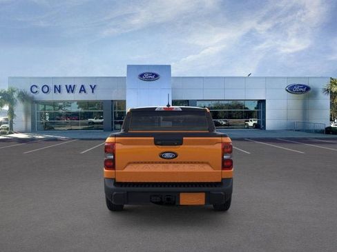 New 2026 Ford Maverick Lariat w/ Black Appearance Package image 5