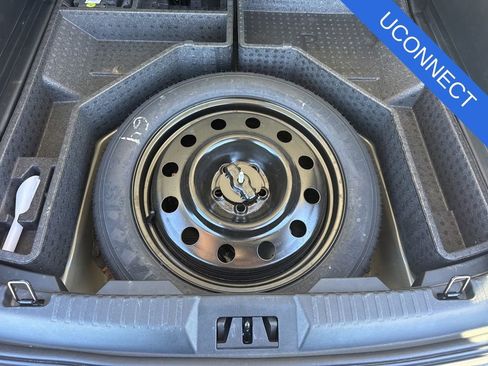 Used 2022 Ford Edge SEL w/ Convenience Package image 17