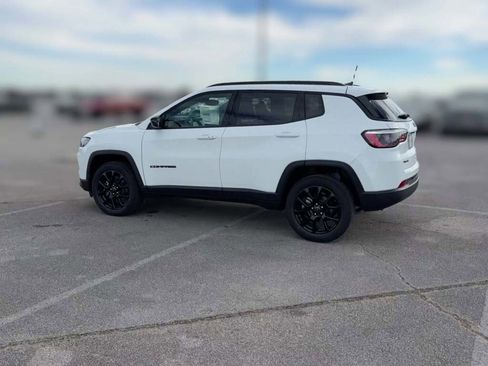 New 2026 Jeep Compass Latitude image 7